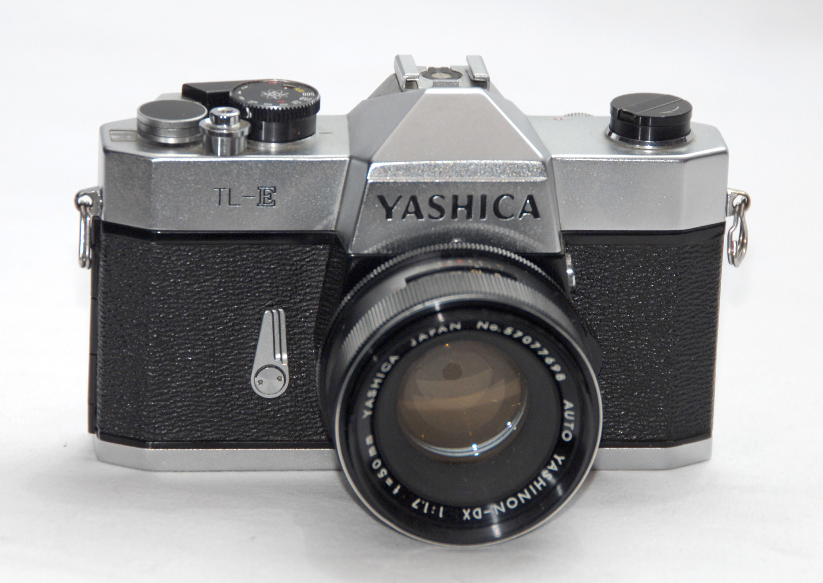 YASHICA TL - E